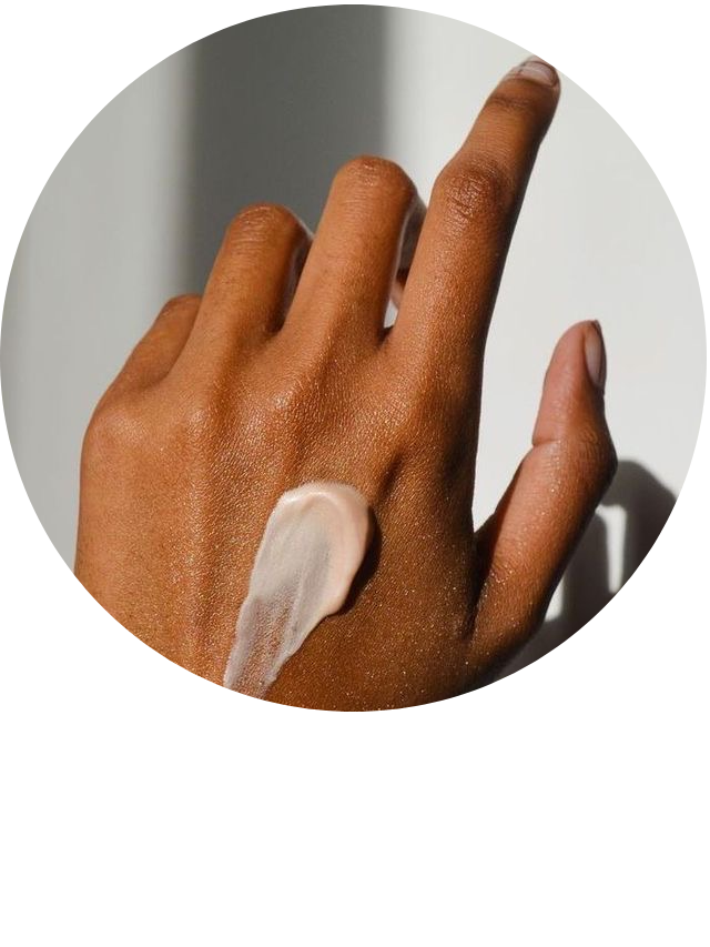 Maximálna hydratácia, vypnutie a zlepšenie pružnosti pokožky rúk.  Ošetrenie zahŕňa:  povrchové čistenie peeling zapracovanie účinných látok vysokofrekvenčným ultrazvukom masáž rúk maska krém  Procedúra trvá cca 40 minút.